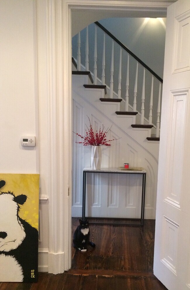 Foto del edificio - 406 Fairmount Ave