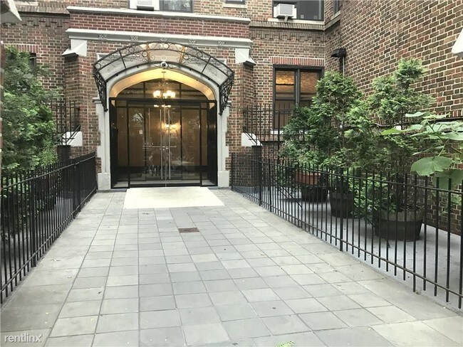 Foto del edificio - 941 Washington Ave