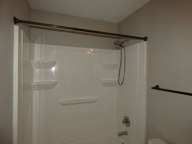 Building Photo - 4235 Brookside Dr