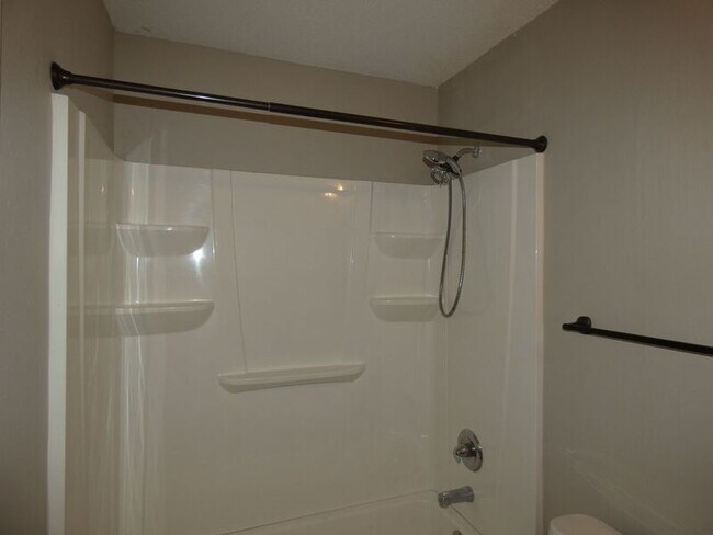 Foto del edificio - 4235 Brookside Dr