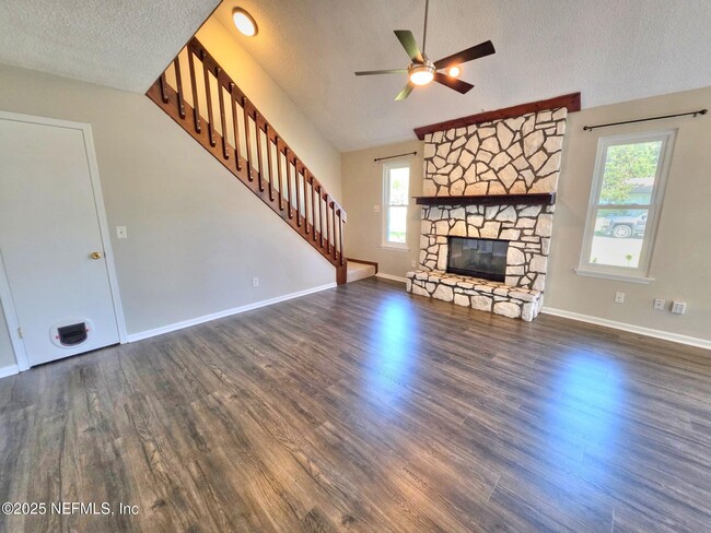 Building Photo - 4316 Pilgrim Way