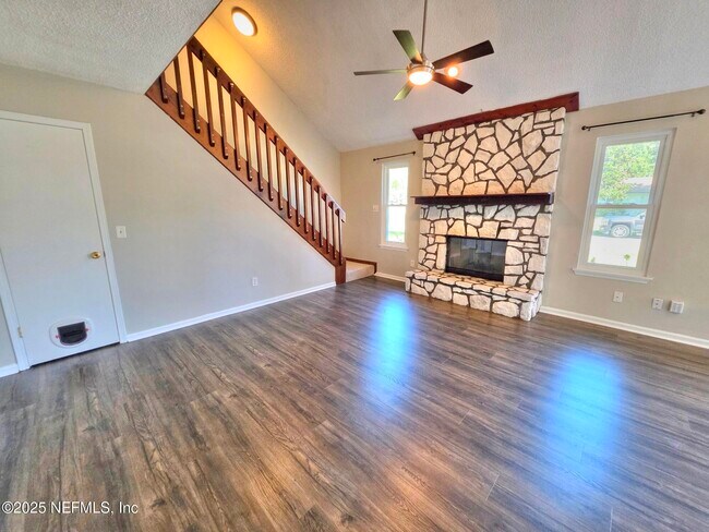 Foto del edificio - 4316 Pilgrim Way