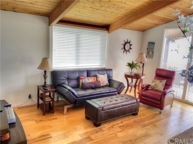 Building Photo - 252 Avenida Lobeiro