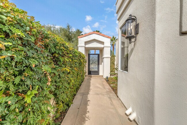 Foto del edificio - 75273 Spyglass Dr