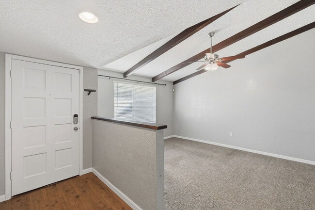 Building Photo - 1056 S Lazona Dr