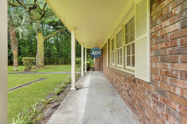 Foto del edificio - Rare opportunity minutes away from Savannah - 3-bedroom/2-bathroom home Move In Today!