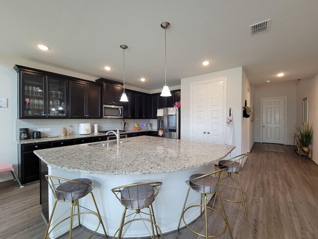 Foto del edificio - 4010 Palmer Meadow Ct