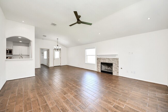 Foto del edificio - 2511 Orchard Run Way