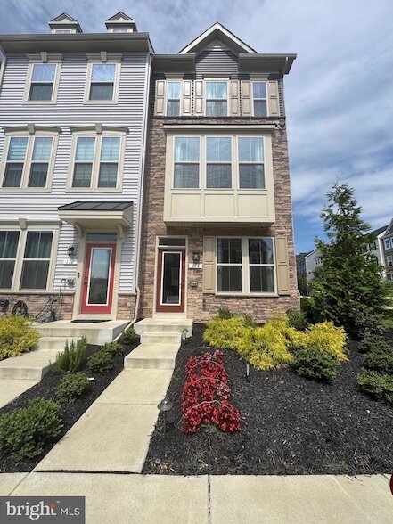 Building Photo - 174 Bethlehem Pl