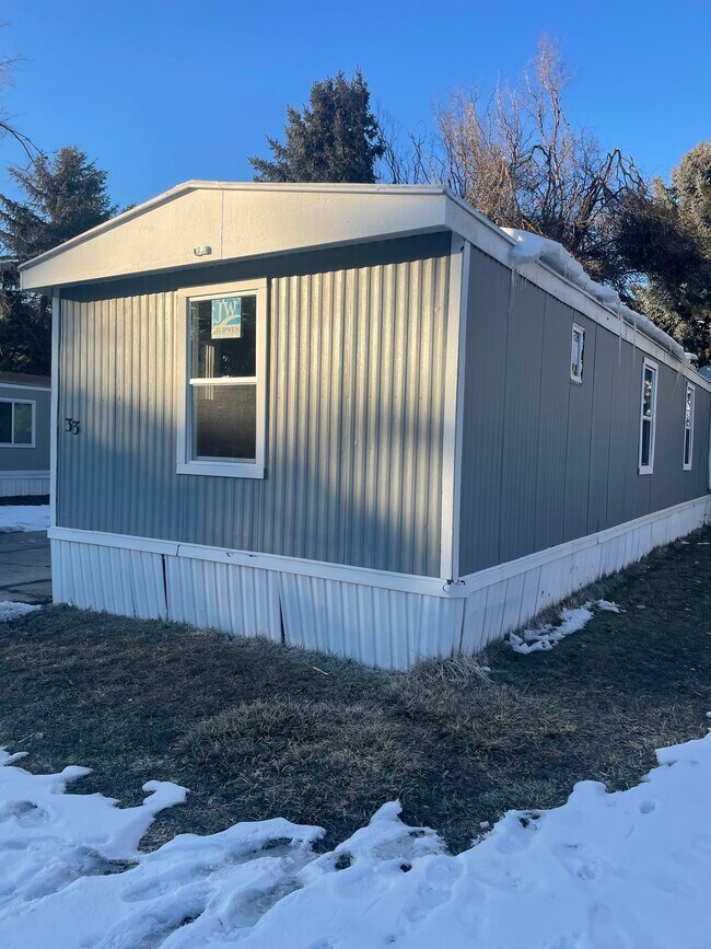 Building Photo - 350 W 800 S