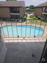Building Photo - 9000 Bissonnet St