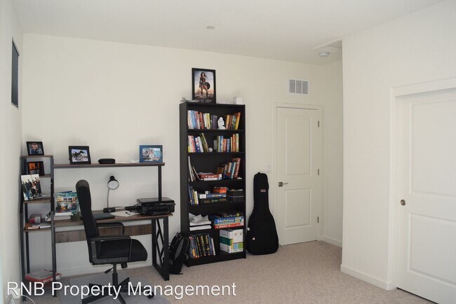 Foto del edificio - 4 br, 3.5 bath House - 2853 Honey Opal Ave