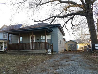 Primary Photo - 609 N Woodland St