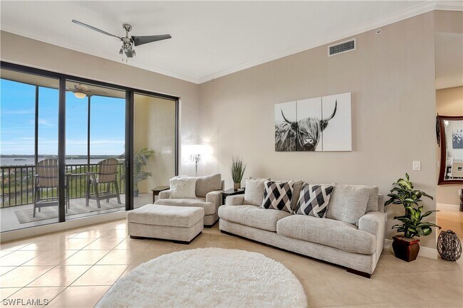 Foto del edificio - 5781 Cape Harbour Dr