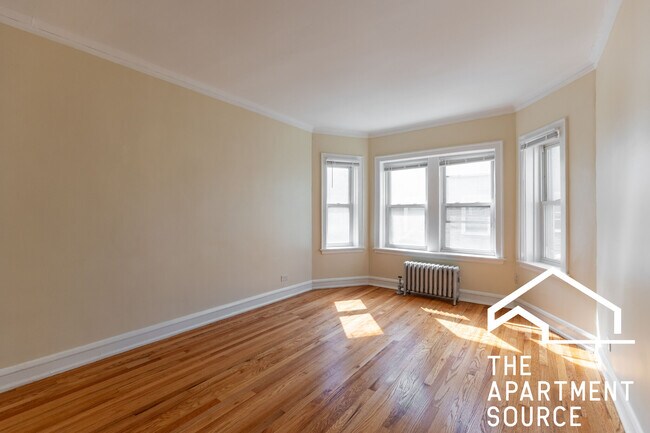 Foto del edificio - 6214 N Mozart St