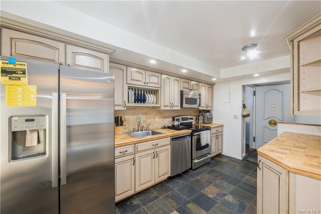 Foto principal - 500 High Point Dr