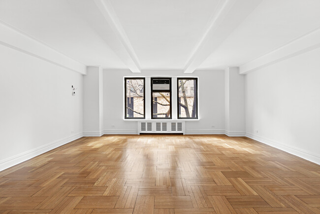 Building Photo - 111 E 88th St