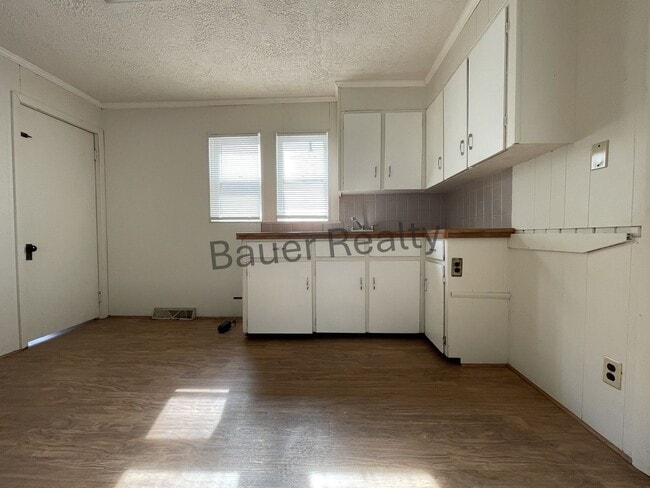 Building Photo - 218 Dorchester St