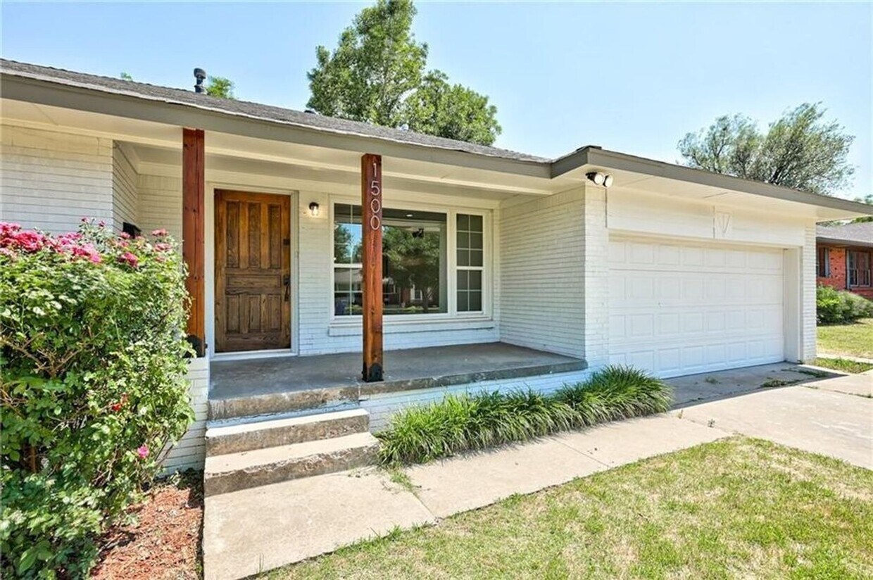 Foto principal - 1500 Sheffield Rd
