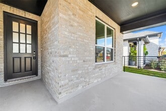 Building Photo - 3222 Kindred Wy