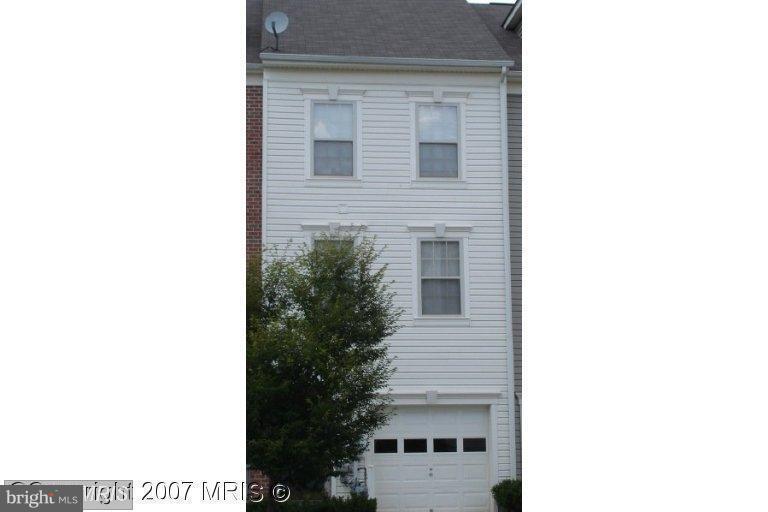Foto principal - 5026 Gold Hill Rd
