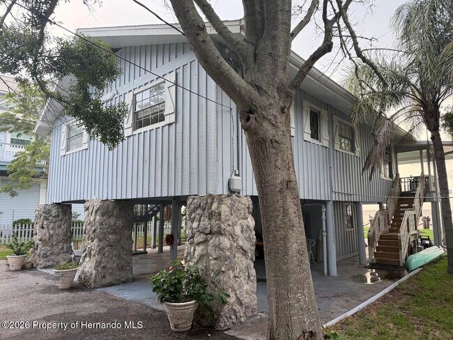 Building Photo - 2007 Gulfview Dr