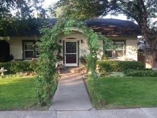 Foto principal - 157 8th Ave N
