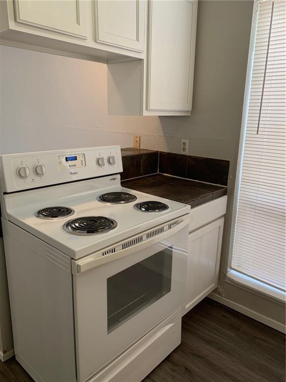 Building Photo - 105 E 38th St