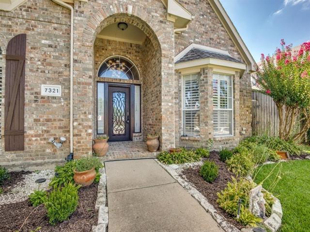 Foto principal - 7321 Ridgemoor Ln