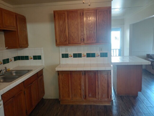 Building Photo - 1522 Willow St