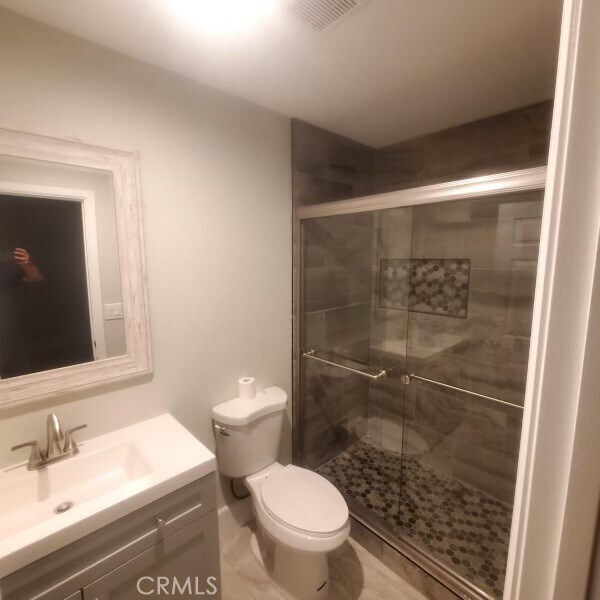 Foto del edificio - 2939 N Lugo Ave