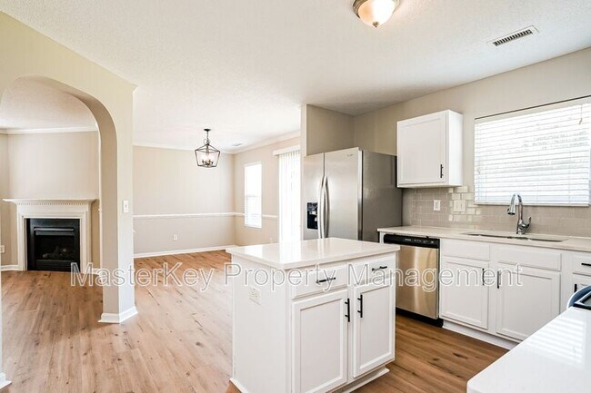 Building Photo - 6852 Harter Ct