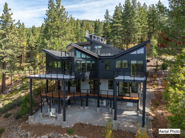 Foto del edificio - Luxury Mountain Retreat