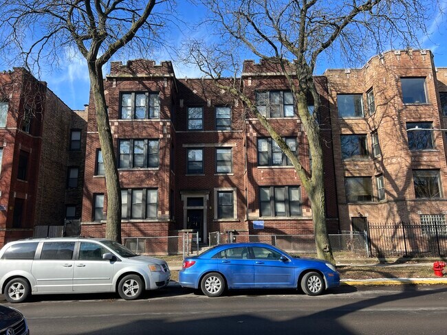 Building Photo - 6832 S East End Ave