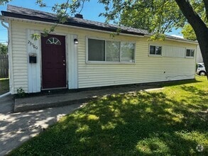 Building Photo - 23560 Lauren Ave
