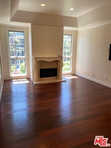 Foto del edificio - 1370 Kelton Ave