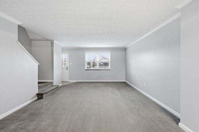 Foto del edificio - 1876 Northwest Blvd