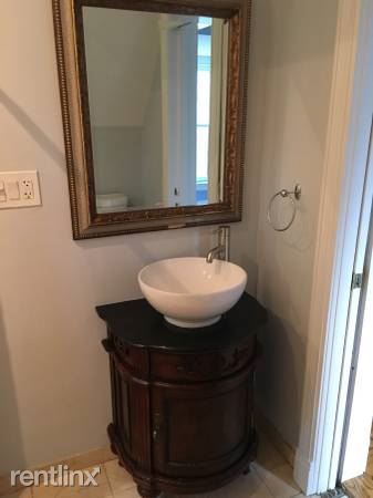 Foto del edificio - 4 Peter Parley Rd