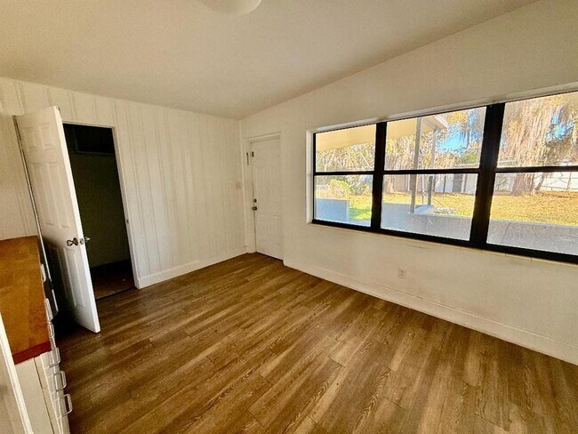 Foto del edificio - 4303 Anderson Rd