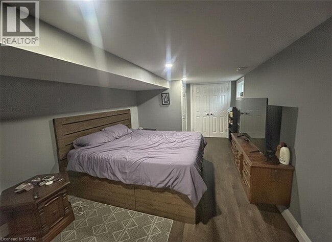 Building Photo - 47 Harber Ave