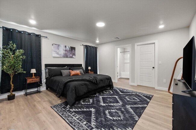 Foto del edificio - 2146 Kokomo Ave