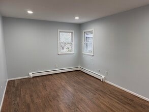 Building Photo - 78 71st St