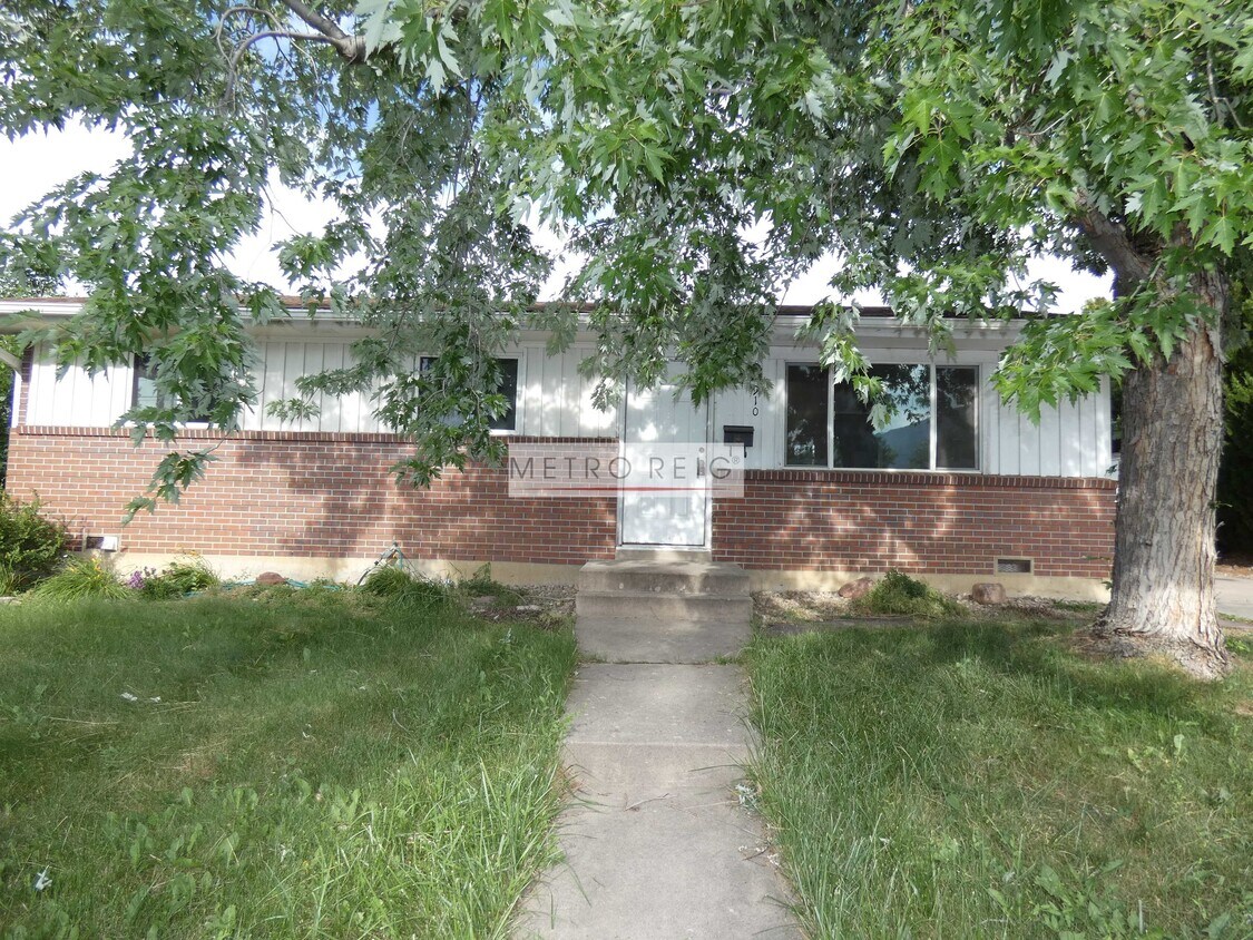 Foto principal - 910 37th St