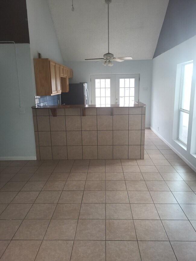 Foto del edificio - 2300 Live Oak St