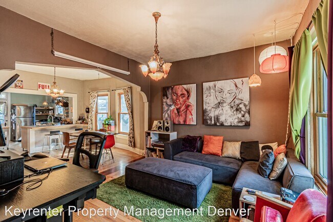 Foto del edificio - 2 br, 1 bath House - 4228 Vallejo St