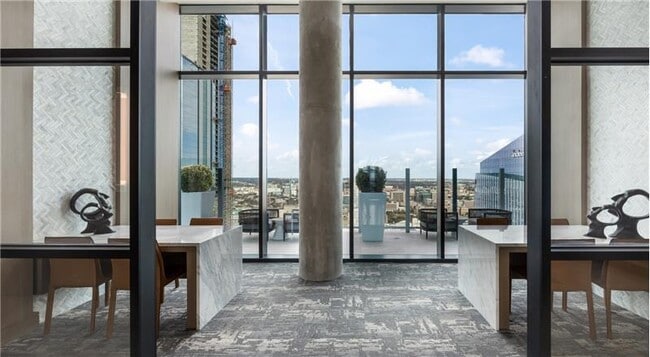 Foto del edificio - 502 Brazos St