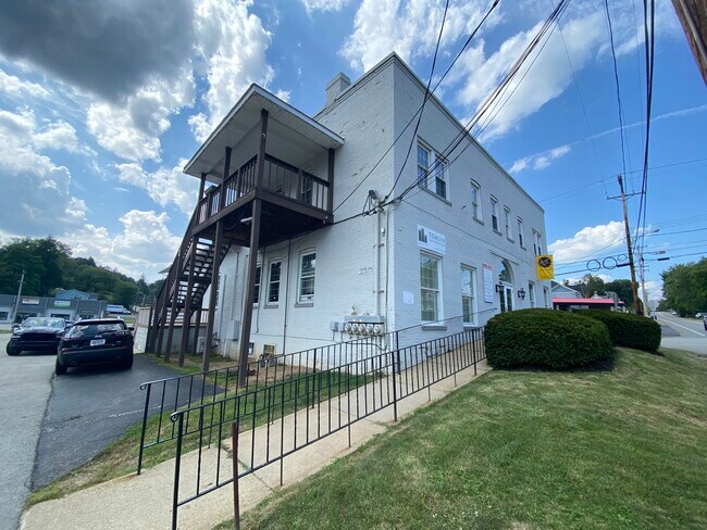 Building Photo - 5895 Heckert Rd