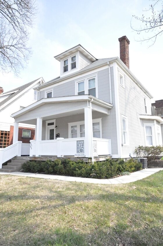 Primary Photo - 2246 Summit St