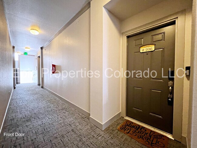 Building Photo - 14321 E Tennessee Ave