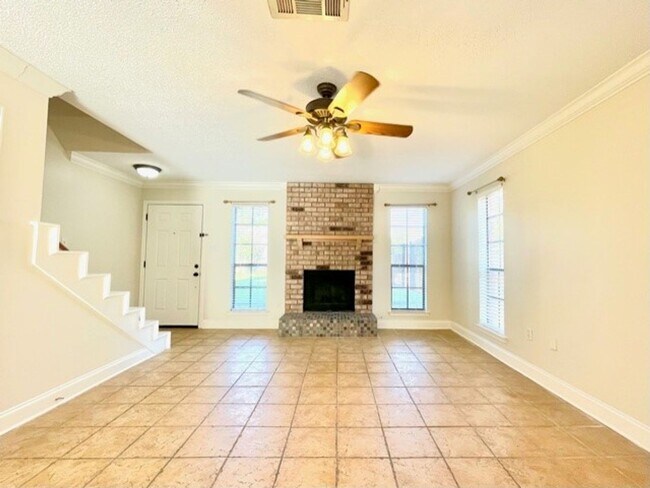Building Photo - 12748 Brogdon Ln